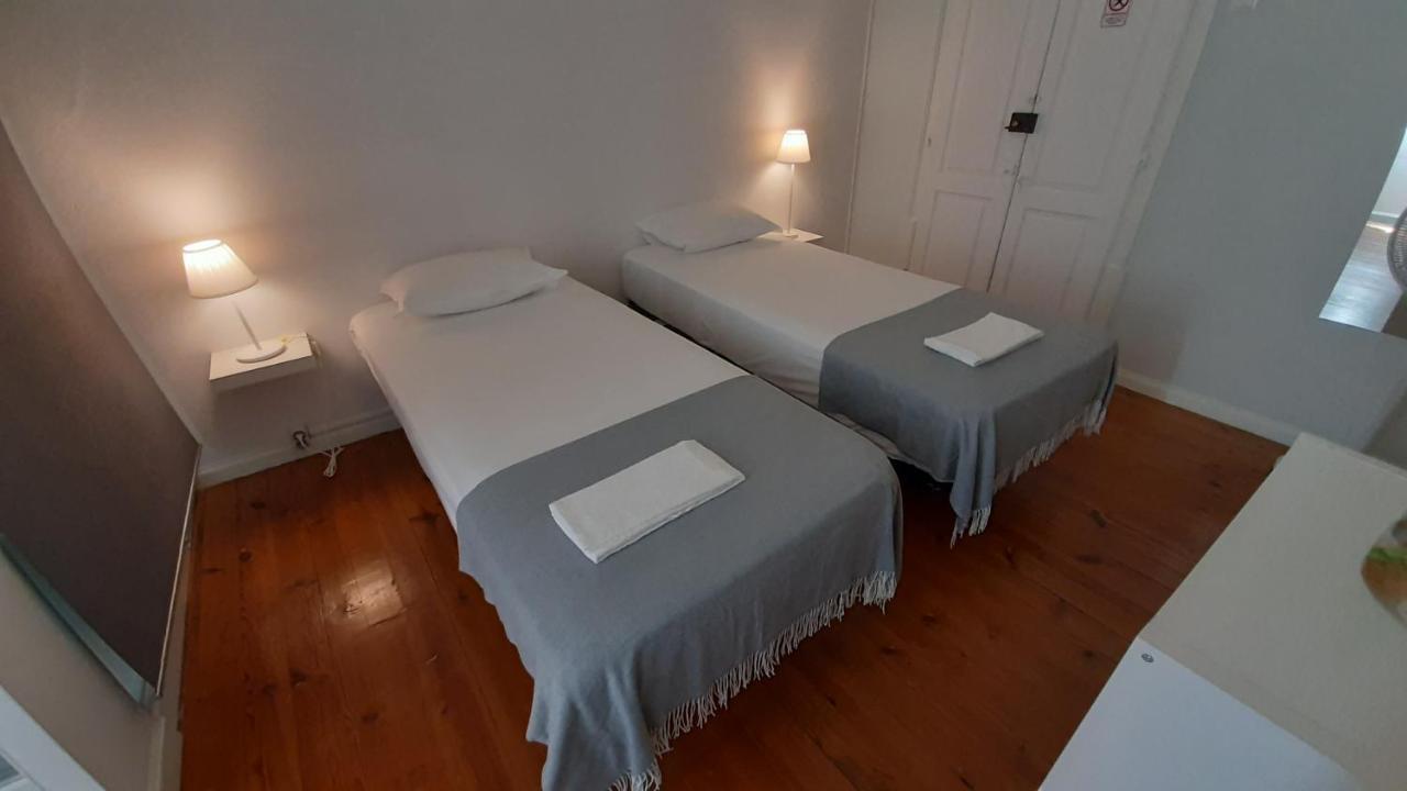 Habitación Doble con baño privado - 2 camas